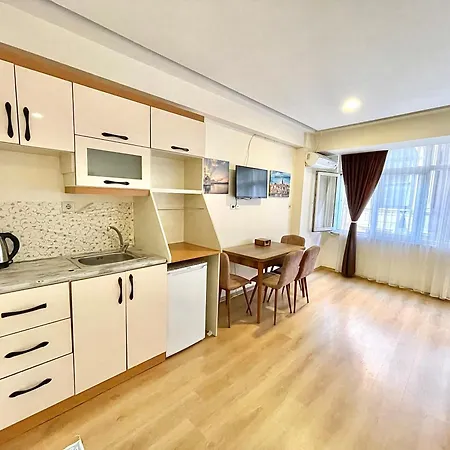 Comfort Nevvaz Suit Taksim Istambul