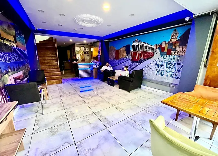 Comfort Nevvaz Suit Taksim 3*