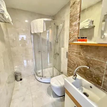 Comfort Nevvaz Suit Taksim Hotel